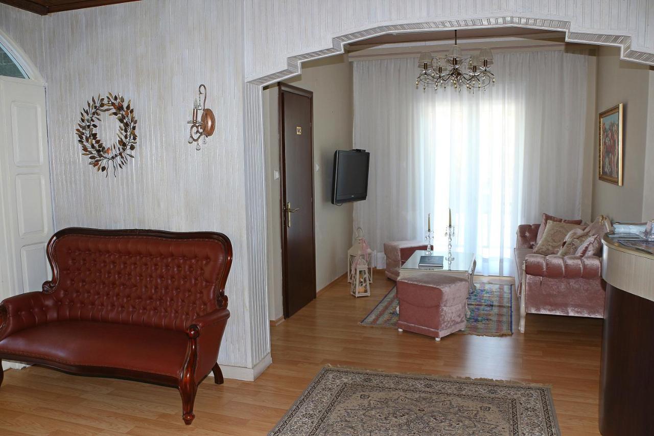 Kristal Hotel Принос Экстерьер фото