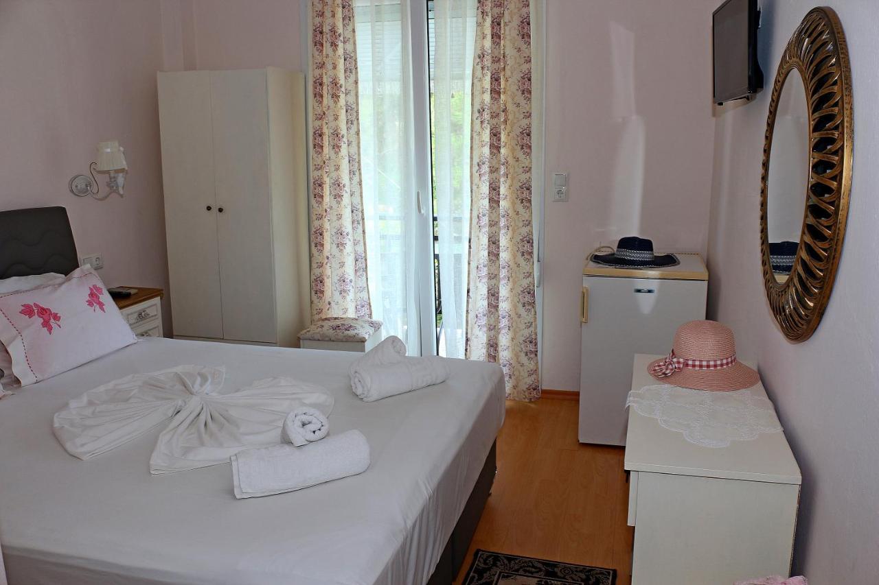 Kristal Hotel Принос Экстерьер фото